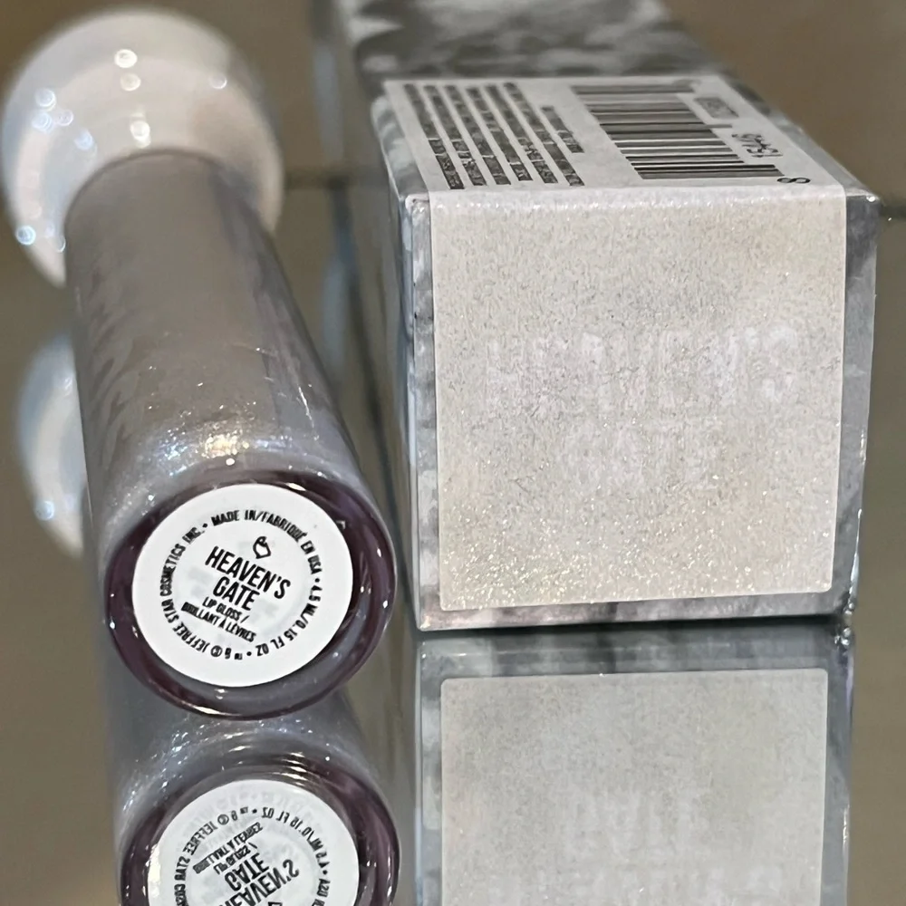 Jeffree Star The Gloss, in color Heaven’s Gate. New in box!